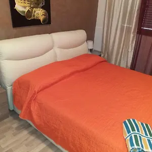 Bed&fly Near Airport Fontanarossa Bagno Privato In , Catania Italia